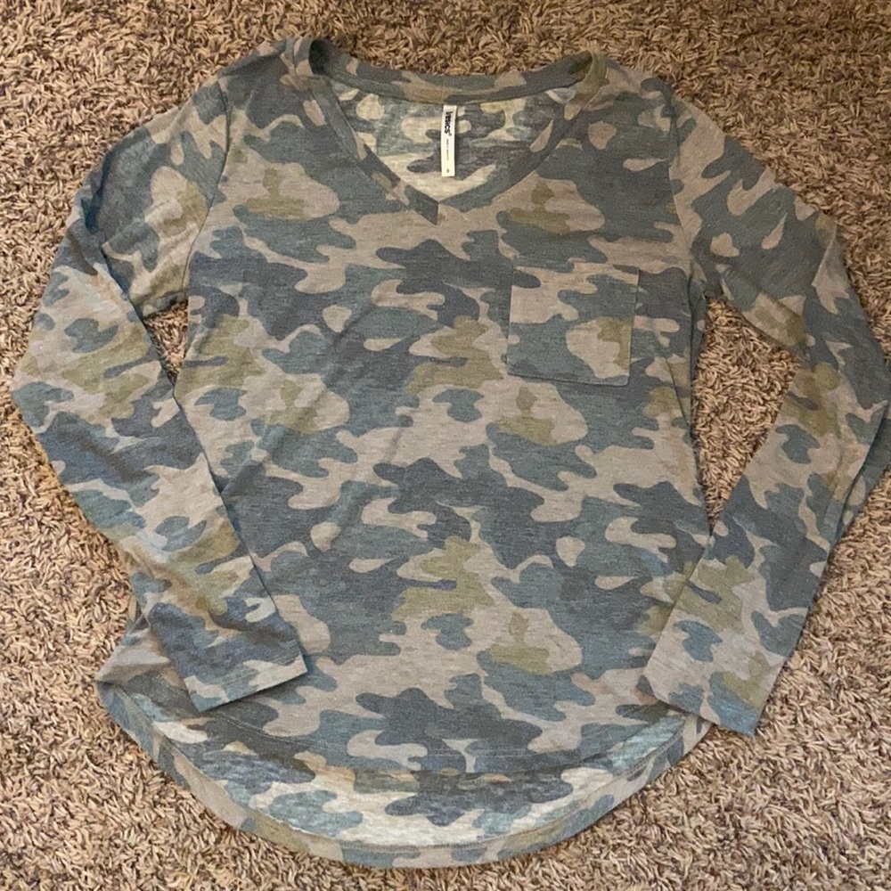 Camo long sleeve, Size S